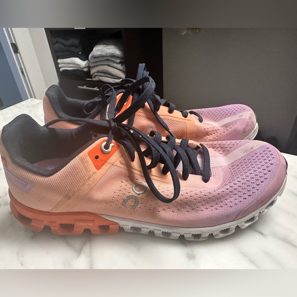 On Running Women's Multicolor CloudFlow Running Shoes - Picture 5 of 13